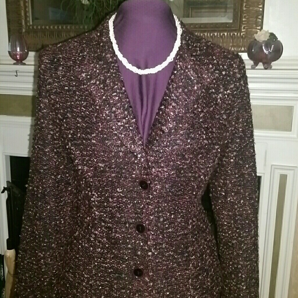 CLASSIC STYLE BOUCLE JACKET SIZE M